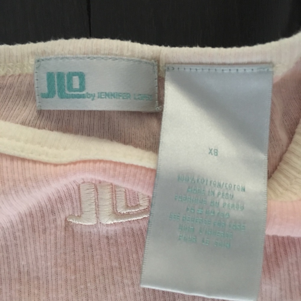 ๐ธ VINTAGE JLO Ribbed Crop Tank ๐ธ - Picture 5 of 6